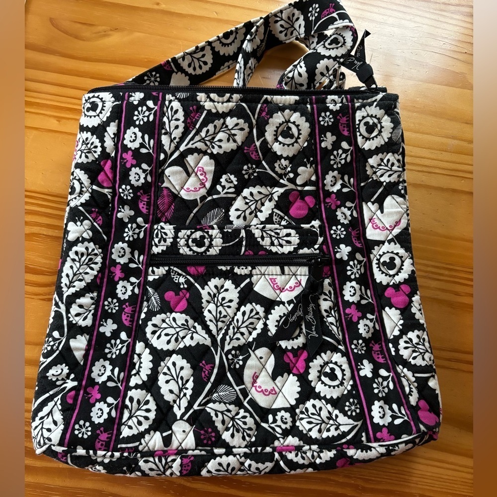 Vera Bradley Mickey Meets Birdie Crossbody RETIRED DESIGN. DISNEY
